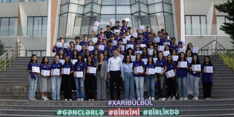 Qubada keçirilən şəhid və qazi övladları üçün “Xarıbülbül” yay düşərgəsi yekunlaşıb