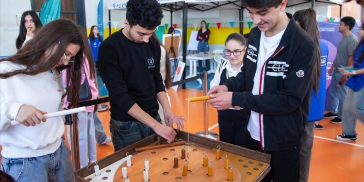 Səyyar Gənclər Xidməti Şəkidə gənclərinin fəal iştirakı ilə başa çatıb